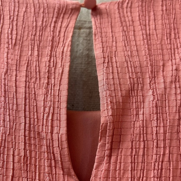 City Studio/ NWT/  Woman’s Juniors Crinkled Short Sleeves Fit & Flare Dress/ XL - Picture 7 of 15